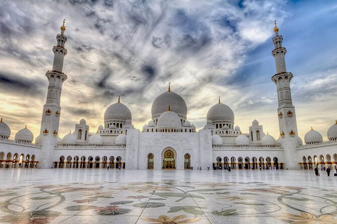Abu Dhabi City, Sheikh Zayed Mosque & Ferrari World Tour with Transfers - Emirates Palace passby: a quick peek at Abu Dhabi’s luxury mirror