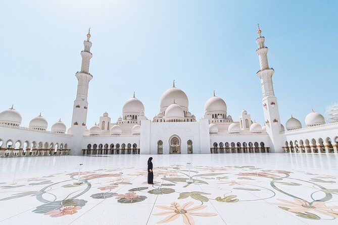 Abu Dhabi City Tour from Dubai: Qasr Al Watan, Emirates Palace, Mosque - Sheikh Zayed Grand Mosque Center: The Stop People Remember