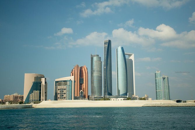 Abu Dhabi City Tour, Grand Mosque, Emirates Palace & The Louvre - Emirates Palace: palace looks without needing palace time