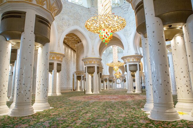 Abu Dhabi City Tour: Grand Mosque, Palace, Souk, Louvre & Ferrari - The ride from Dubai: your time, not a bus schedule
