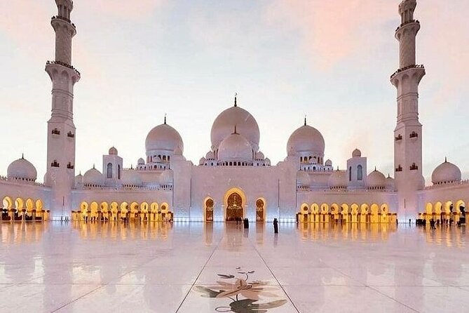 Abu Dhabi City Tour :Qasr Al Watan, Emirates Palace, Mosque - Key things that make this Abu Dhabi day work