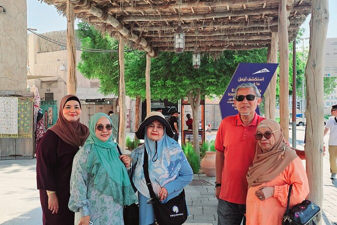 Abu Dhabi City Tour :Qasr Al Watan, Emirates Palace, Mosque - Heritage Village, Corniche, and a few calmer stops