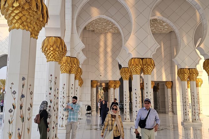 Abu Dhabi City Tour :Qasr Al Watan, Emirates Palace, Mosque - Getting there: pickup, time pressure, and how to plan your expectations