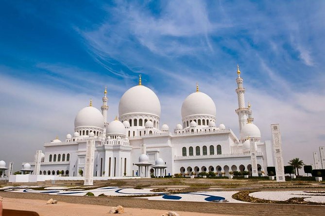 Abu Dhabi City Tour with Grand Mosque and Ferrari World from Dubai - Sheikh Zayed Grand Mosque: dress code first, photos second