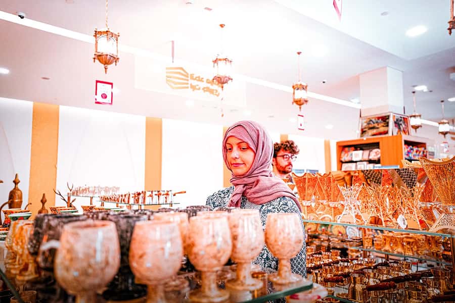 Abu Dhabi: City Tour with Sheikh Zayed Grand Mosque and More - Hotel Pickup to Mosque-First Morning: How the 4–5 Hours Flow