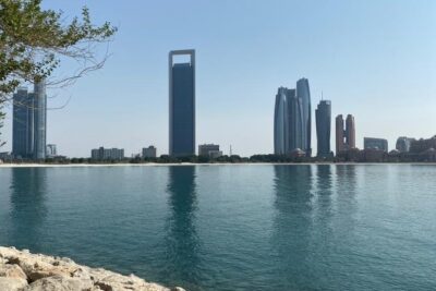Abu Dhabi Day tour with Sheikh Zayed Grand mosque - Corniche Photo Stop: Quick Views, Big Sense of Place