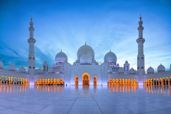 Abu Dhabi Golden Hour Gems Qasr Al Watan and Mosque Sunset Tour - Sheikh Zayed Grand Mosque Center at Sunset: The Details You’ll Actually Notice
