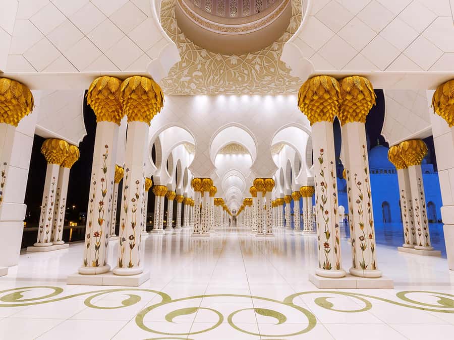 Abu Dhabi: Grand Mosque and Qasr Al Watan Tour - Getting Picked Up and Dropped Off Without Thinking
