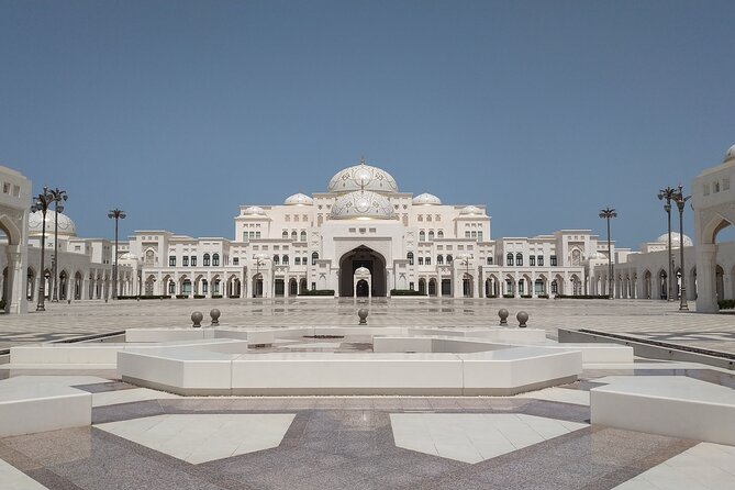 Abu Dhabi Grand Mosque, Qasr Al Watan and Louver Museum - What to Bring (So the Day Doesn’t Fight You)