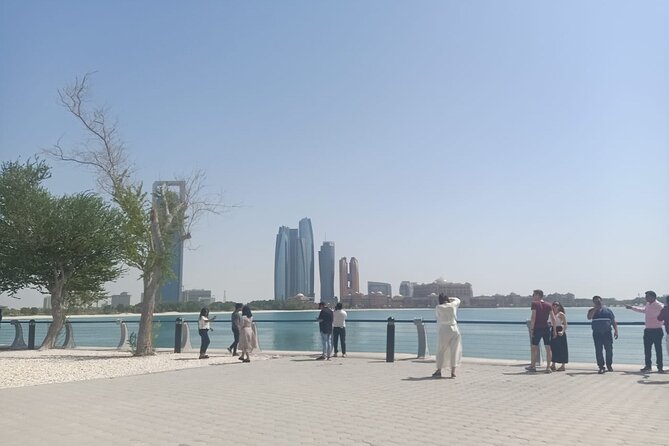 Abu Dhabi Grand Mosque Visit: A Dubai to Abu Dhabi Cultural Tour - Emirates Heritage Village: UAE Stories in 40 Minutes