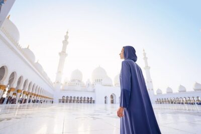 Abu Dhabi Mosque including Ferrari World Tour from Dubai - Sheikh Zayed Grand Mosque: What the Morning Tour Really Delivers