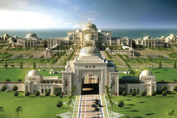 Abu Dhabi Mosque with Qasr Watn and Lunch at Emirates Palace - From Dubai to Abu Dhabi: why this day trip feels worth it