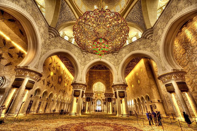 Abu Dhabi Mosque with Qasr Watn and Lunch at Emirates Palace - Emirates Palace lunch: luxury grounds, beach views, and what’s included