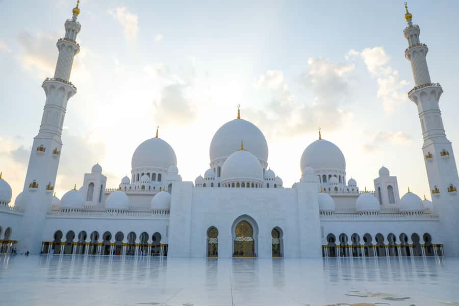 Abu Dhabi: Professional Photoshoot at Sheikh Zayed Mosque - Sheikh Zayed Grand Mosque photos: why a pro session matters