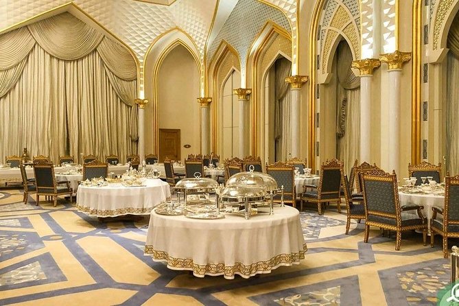 Abu Dhabi Sheikh Zayed Grand Mosque, Louvre, Qasr Al Watan Palace - Private Transport From Dubai: The Real Benefit Is Not Waiting