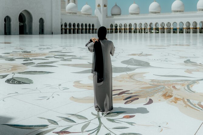 Abu Dhabi Sheikh Zayed Grand Mosque Private Tour - Book or Skip: My Decision Checklist