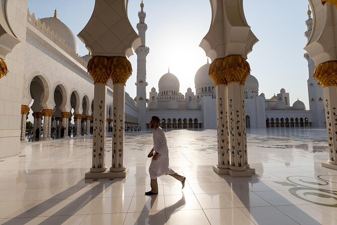 Abu Dhabi Sheikh Zayed Grand Mosque Tour - Key things you’ll notice on this Sheikh Zayed Grand Mosque tour