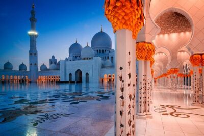 Abu Dhabi - Sheikh Zayed Grand Mosque Tour In A Private Vehicle - Dubai Pickup to Abu Dhabi Return: Timing You Can Plan Around