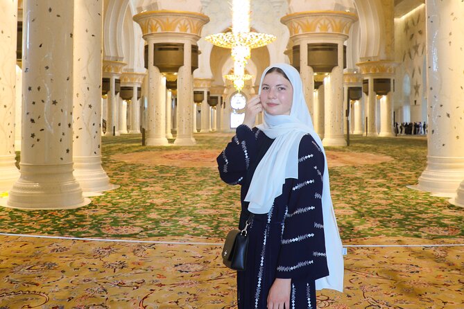Abu Dhabi Sheikh Zayed Mosque Half-Day Guided Tour from Dubai - Dress Code: The One Rule That Can Shut Your Day Down
