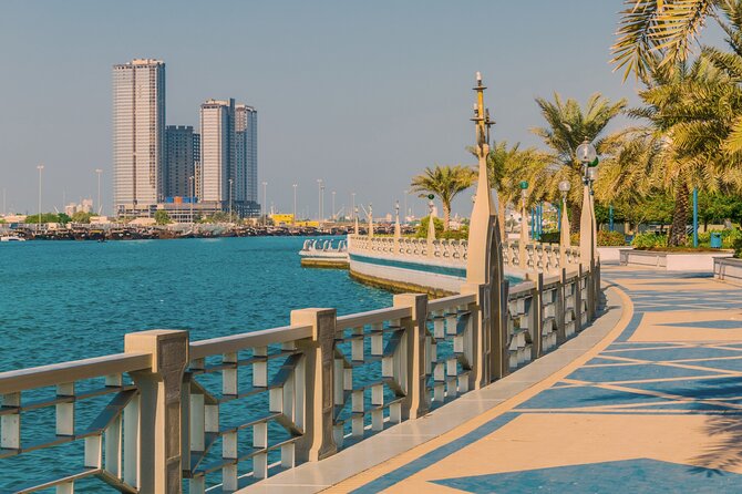 Abu Dhabi Sightseeing City Tour including Grand Mosque - Marina Mall and Dates Market: easy wins for food and souvenirs