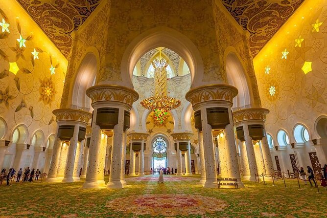 Abu Dhabi Tour Full-Day from Dubai small group with Grand Mosque - A one-day sampler of Abu Dhabi’s biggest hits