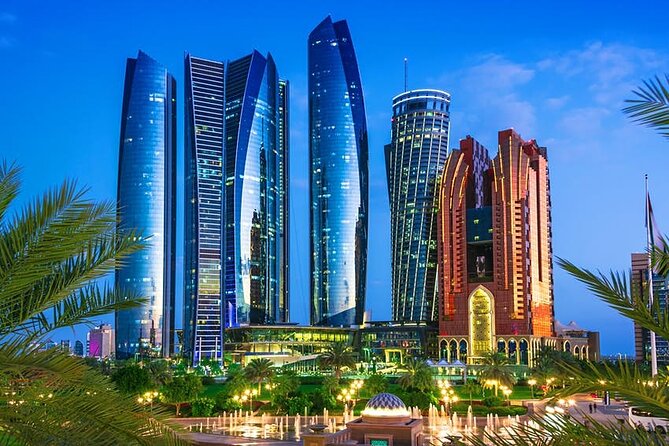 Abu Dhabi Tour Full-Day from Dubai small group with Grand Mosque - Etihad Modern Art Gallery: gold-plated art and quirky animal figures