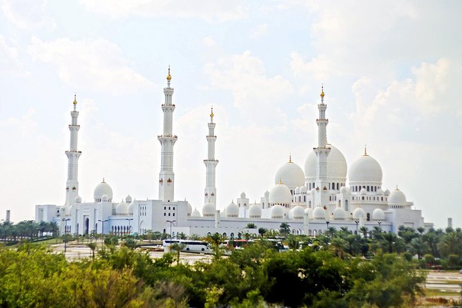 Abu Dhabi Tour: Grand Mosque, Heritage Village, Emirates Palace & Qasr Al Watan - Why this Abu Dhabi route feels efficient (and still worth it)