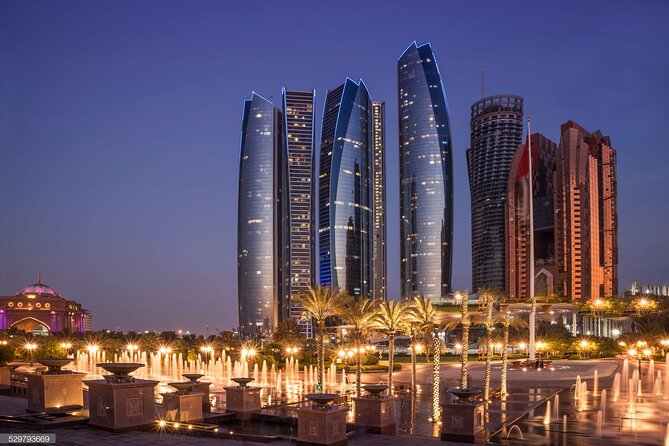 Abu Dhabi Tour in Private 4x4 with Grand Mosque, Louvre & Ferrari - Sheikh Zayed Grand Mosque Center: planning your photo time and self-exploration