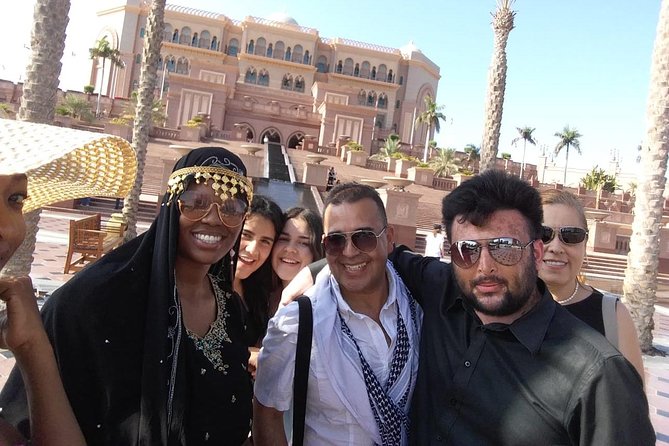Abu Dhabi Tour with Grand Mosque and BAPS Temple - Souks and date shopping: the Old Carpet Souk + Dates Market reality check
