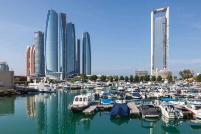 Abu Dhabi Tour with Grand Mosque Visit and Other options - Corniche photo stop and drive-through landmarks: fast views that still matter