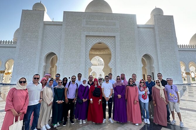 Abu Dhabi Tour with Sheikh Zayed Grand Mosque Visit - Ferrari World on Yas Island: A Photo Stop, Not a Theme Park Day