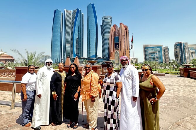 Abu Dhabi Tour with Sheikh Zayed Grand Mosque Visit - Dates Market on Saadiyat Island: The One Stop That Feels Local
