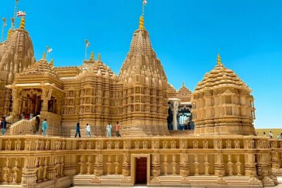 BAPS Hindu Temple And Sheikh Zayed Mosque Tour - BAPS Hindu Mandir: hand-carved stone and a message of tolerance