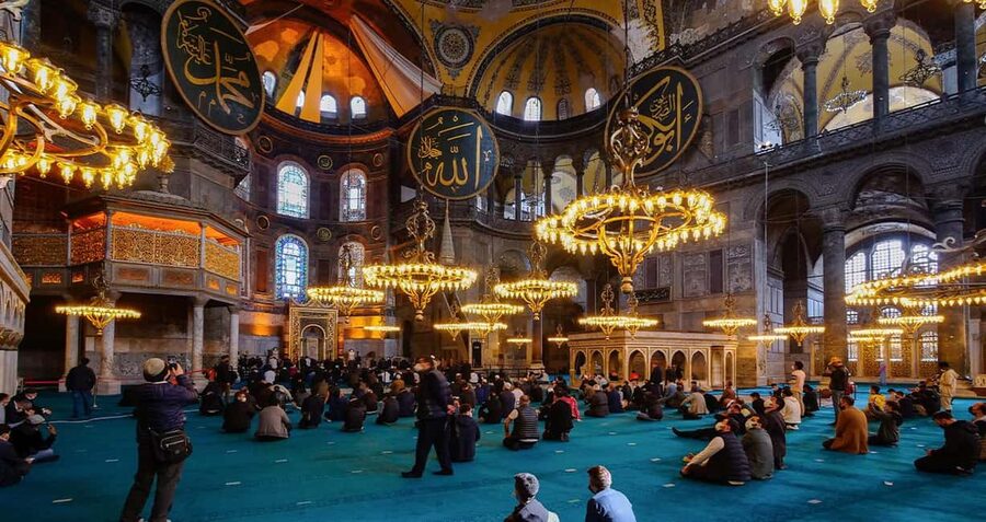 Basilica Cistern, Hagia Sophia, Blue Mosque Tickets & Audios - Audio Guides on Your Phone: How to Make Them Work in Real Life
