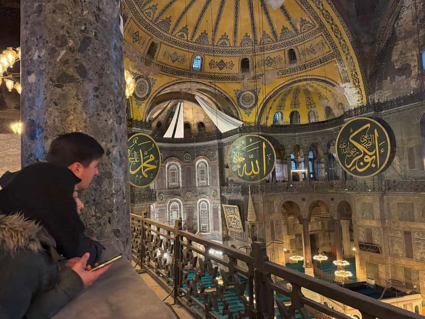 Basilica Cistern, Hagia Sophia, Blue Mosque & Topkapi Palace - A full-day walk that strings Istanbul’s power centers together