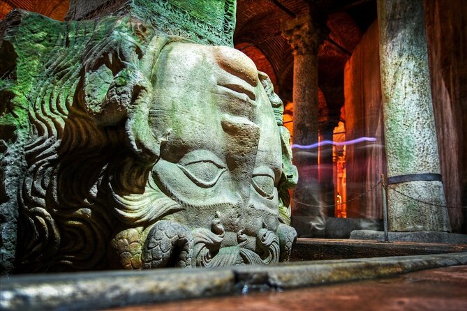 Best of Istanbul: Basilica Cistern - Blue Mosque - Grand Bazaar - Walking the Old City in 3 Hours: The real value of a tight route