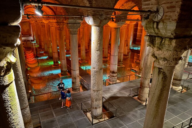 Best of Istanbul: Basilica Cistern - Blue Mosque - Grand Bazaar - Hippodrome monuments: The Constantinople circus that became a square