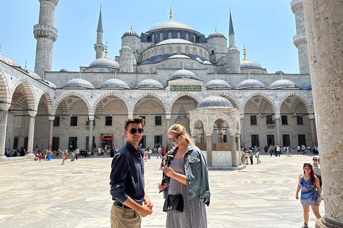 Best of Istanbul: Basilica Cistern - Blue Mosque - Grand Bazaar - Grand Bazaar and a carpet workshop: Shopping with context, not just browsing