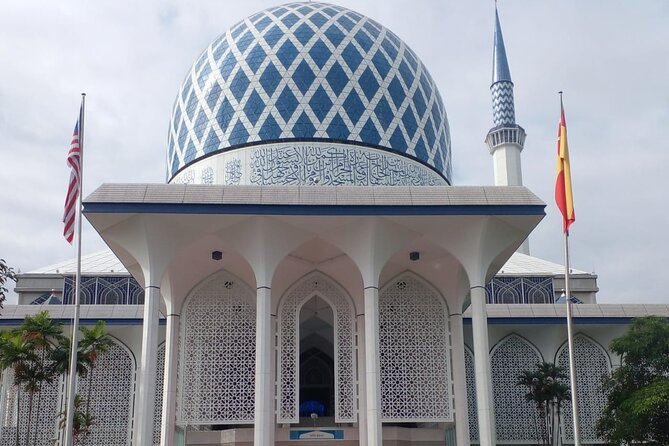 Blue Mosque And Batu Caves Private Tour from Kuala Lumpur - Price and value: what $27 buys you (and what it doesn’t)