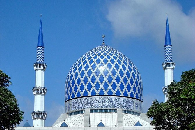 Blue Mosque And Batu Caves Tour - Sultan Salahuddin Abdul Aziz Shah Mosque in About 45 Minutes