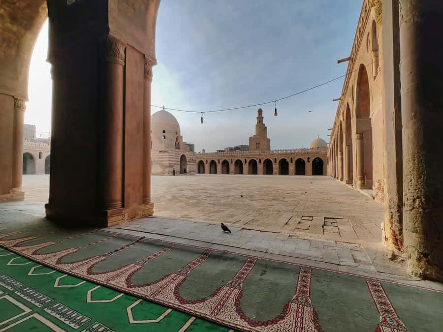 Cairo Heritage Tour: Golden Palace, Oldest Mosque with Lunch - The Real Value: What Your Guide Adds
