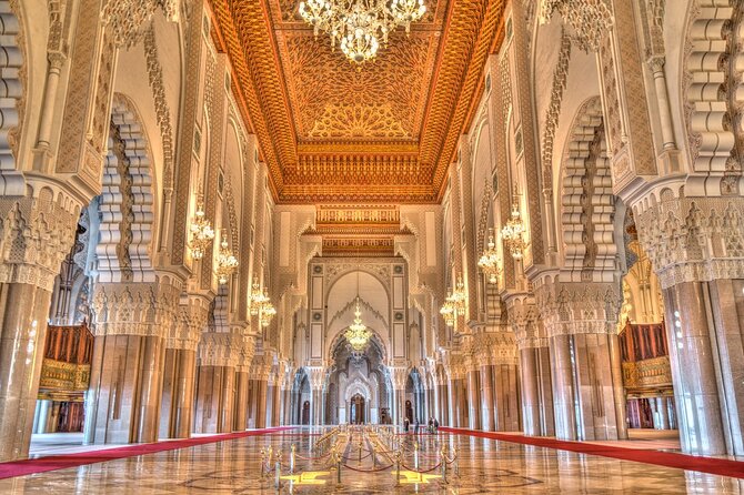 Casablanca City Tour: Hassan II Mosque, Medina & Hidden Gems - Hassan II Mosque: direct entry, ocean views, and architecture you can’t fake