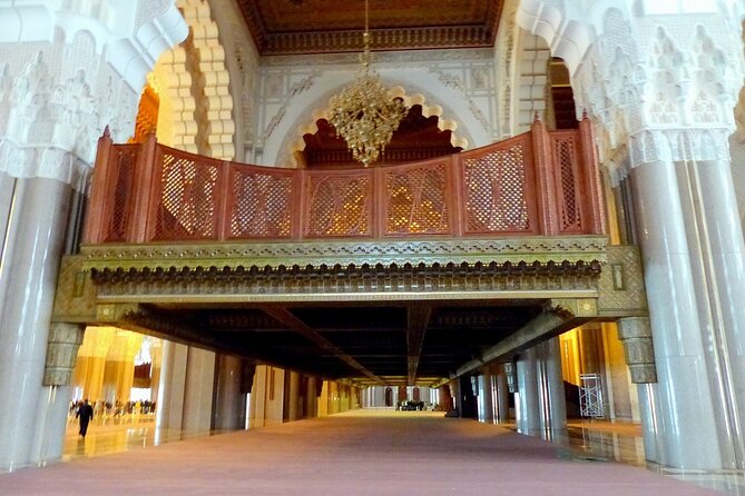 Casablanca City Tour with Hassan II mosque ticket - Central Marketplace and Artisanat Marocain: browse like you belong