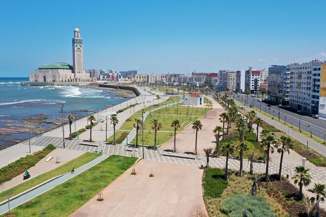 Casablanca Guided Tour with Hassan II Mosque Admission - Mohamed V Square: neo-Moorish architecture and major institutions