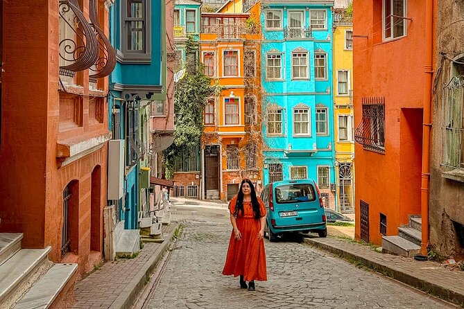 Chora Mosque and Balat Walking Tour with Sunset Cruise - The cruise plan: from Dolmabahçe grandeur to the Maiden’s Tower views