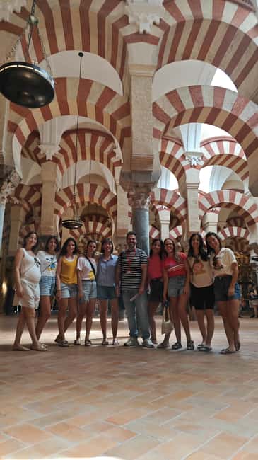 Córdoba: Guided experience in the Mosque-Cathedral - Arches, patterns, and decoration: how the guide makes them readable