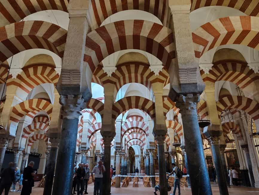 CÓRDOBA: Guided tour of the Mosque-Cathedral IN SPANISH WITH TICKETS - Patio de los Naranjos: The Best First Chapter