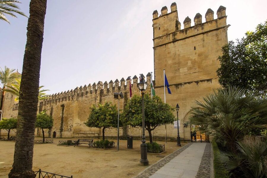 Córdoba Guided Tour of the Mosque, Jewish Quarter & Alcazar - Should You Book This Córdoba Guided Tour?