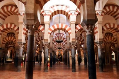 Córdoba Guided Tour of the Mosque, Jewish Quarter & Alcazar - Mosque–Cathedral of Córdoba: 90 Minutes to See the Whole Story