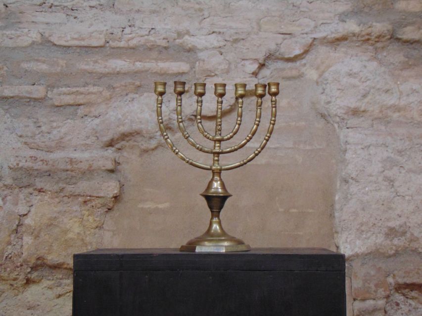 Cordoba: Jewish Quarter and Mosque 2–Hour Tour - Headphones Inside: Why This Tour Builds for Real Listening